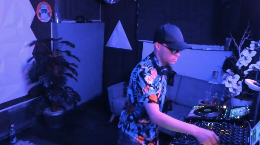 Javi Molina - Evolution Groove